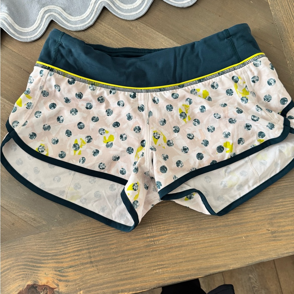 lululemon athletica Women's Athletic Shorts - Teal and Yellow Floral
